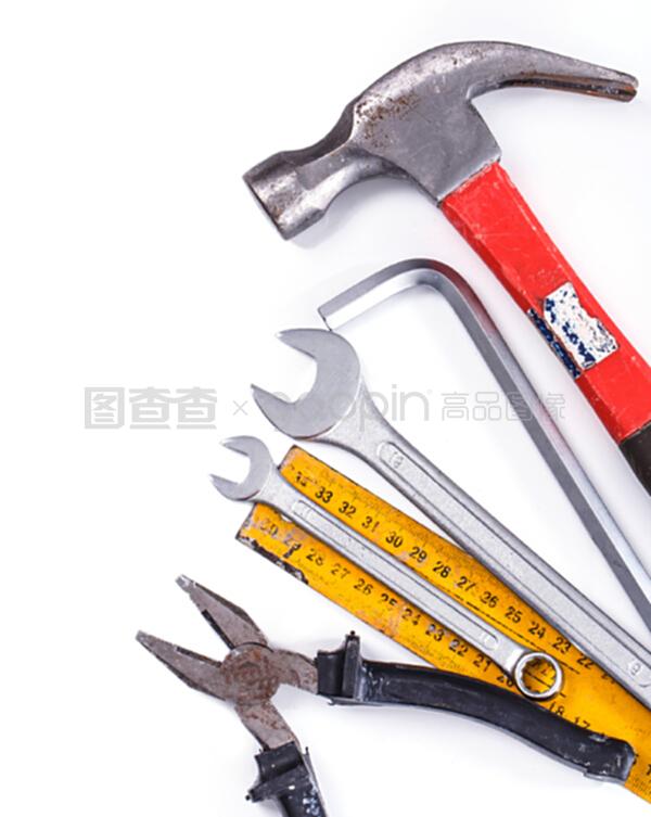 摆在桌面上的工具