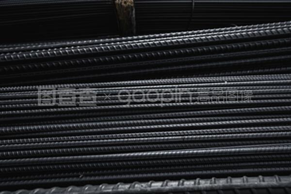 冶金产品仓库或施工现场的建筑电枢。